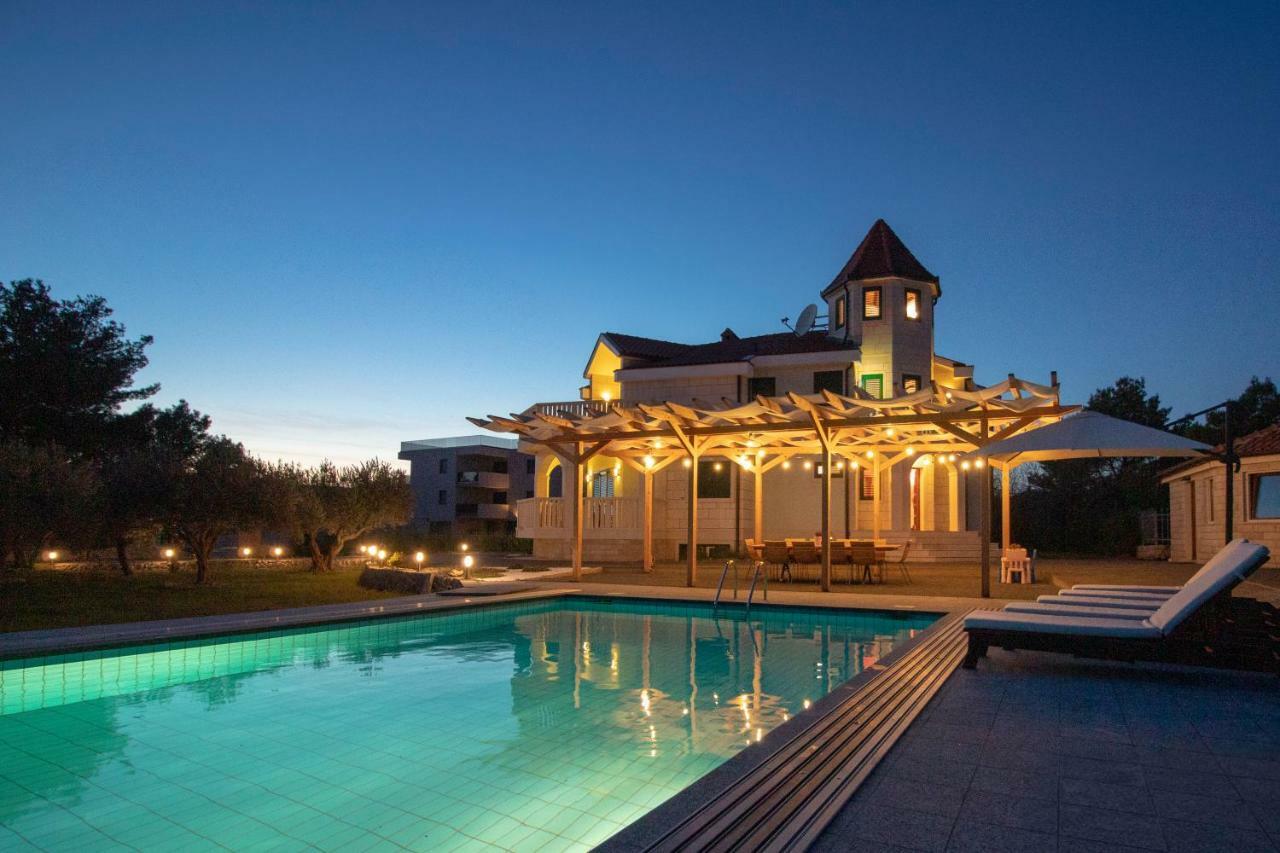 Villa Dream Srima Εξωτερικό φωτογραφία