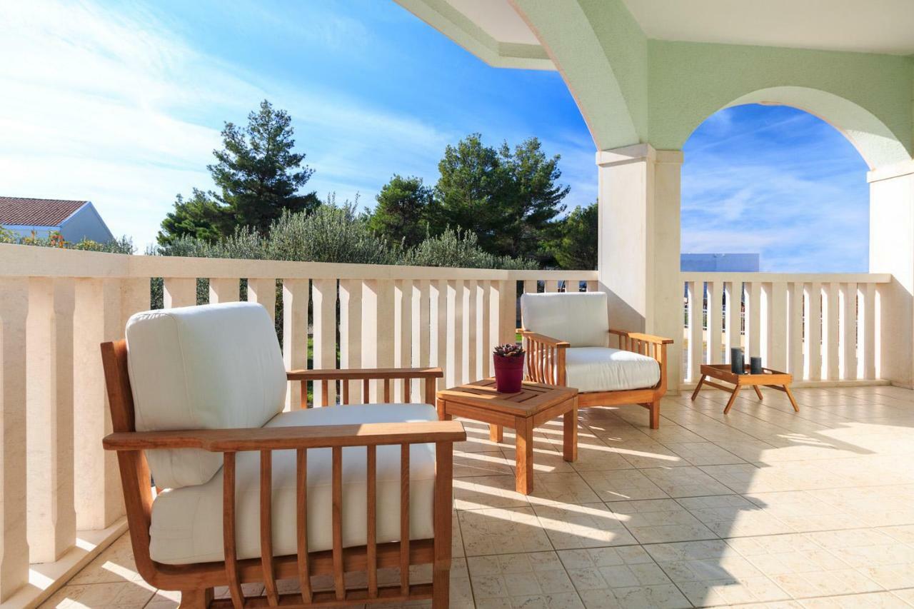 Villa Dream Srima Εξωτερικό φωτογραφία