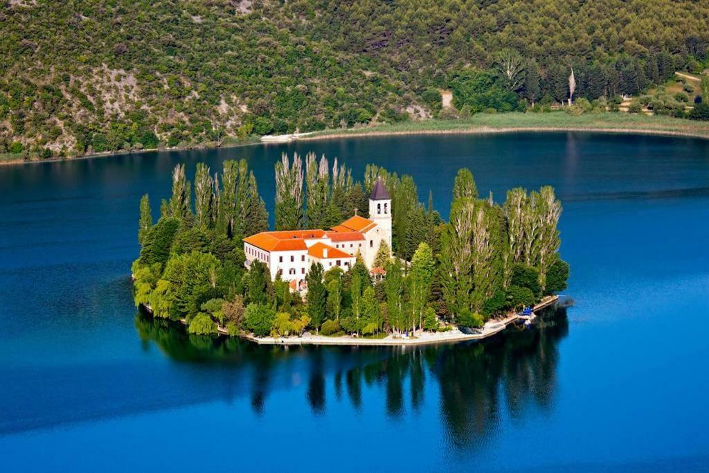 Villa Dream Srima Εξωτερικό φωτογραφία